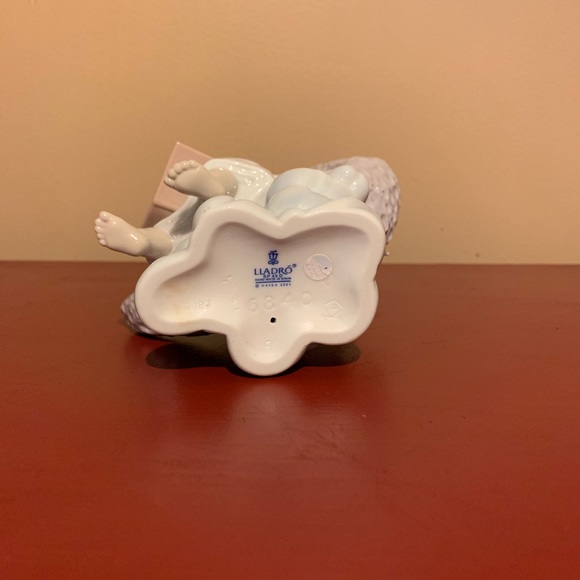 Lladro Dreaming of Stars - Picture 2 of 5